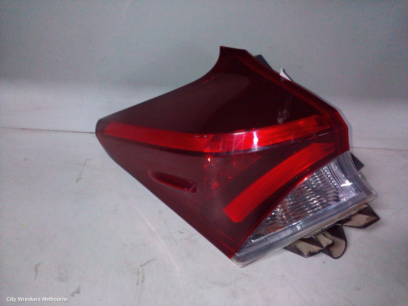 TOYOTA COROLLA 2016 Left Taillight