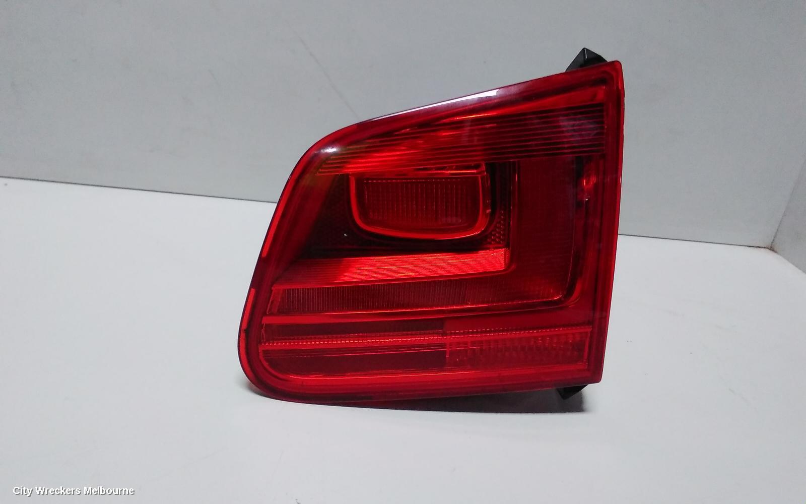 VOLKSWAGEN TIGUAN 2011 Rear Garnish