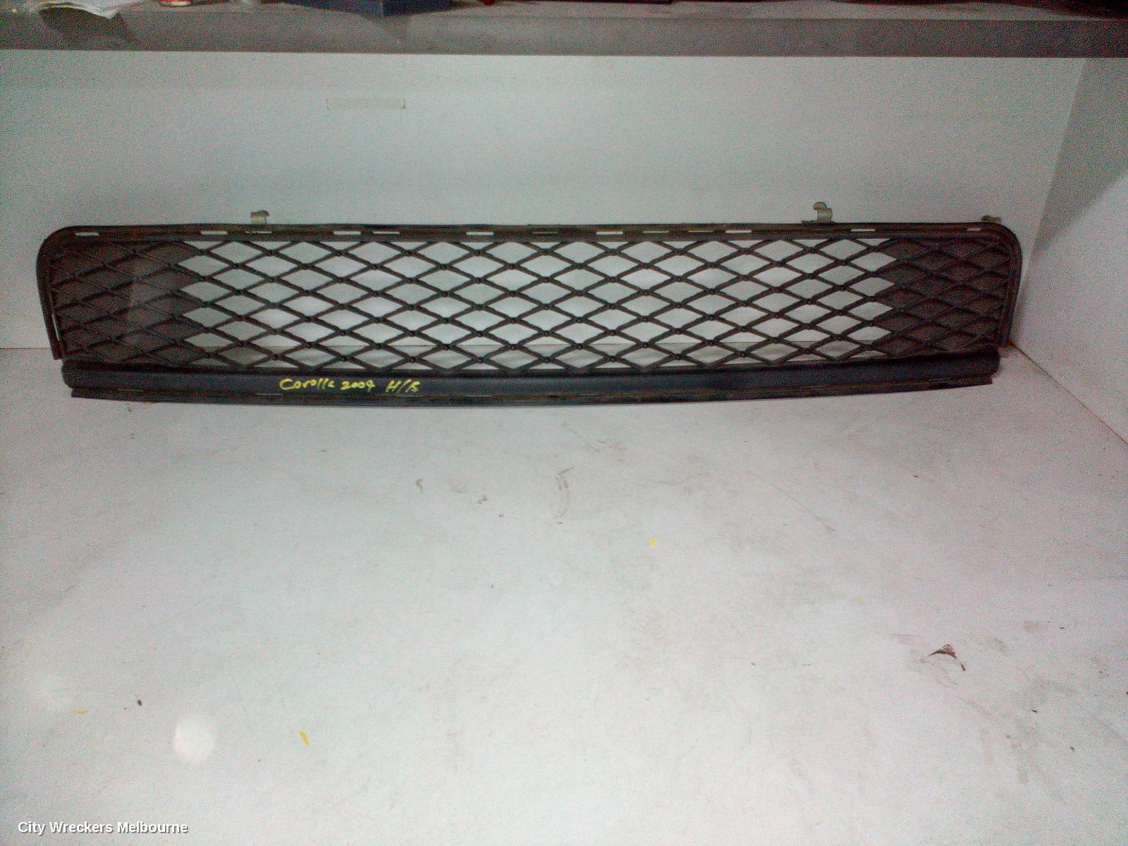 TOYOTA COROLLA 2009 Grille