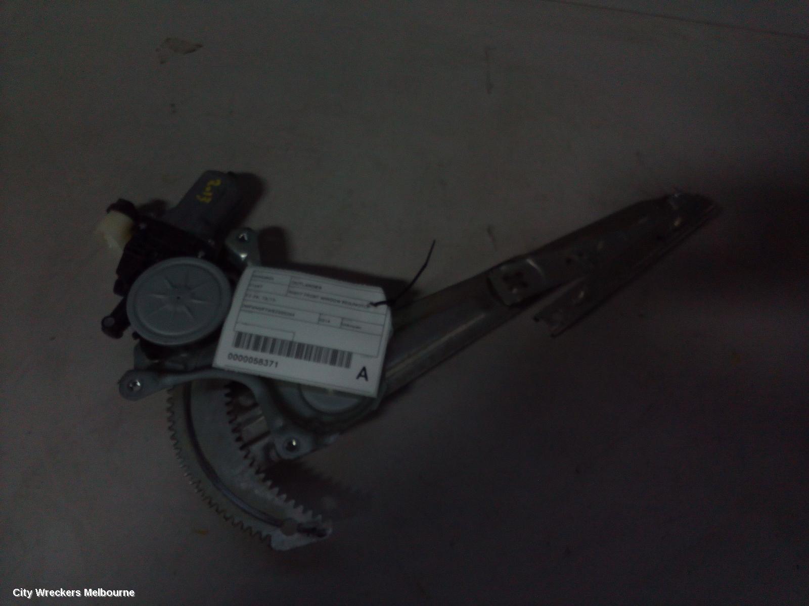 MITSUBISHI OUTLANDER 2014 Right Front Window Reg/Motor