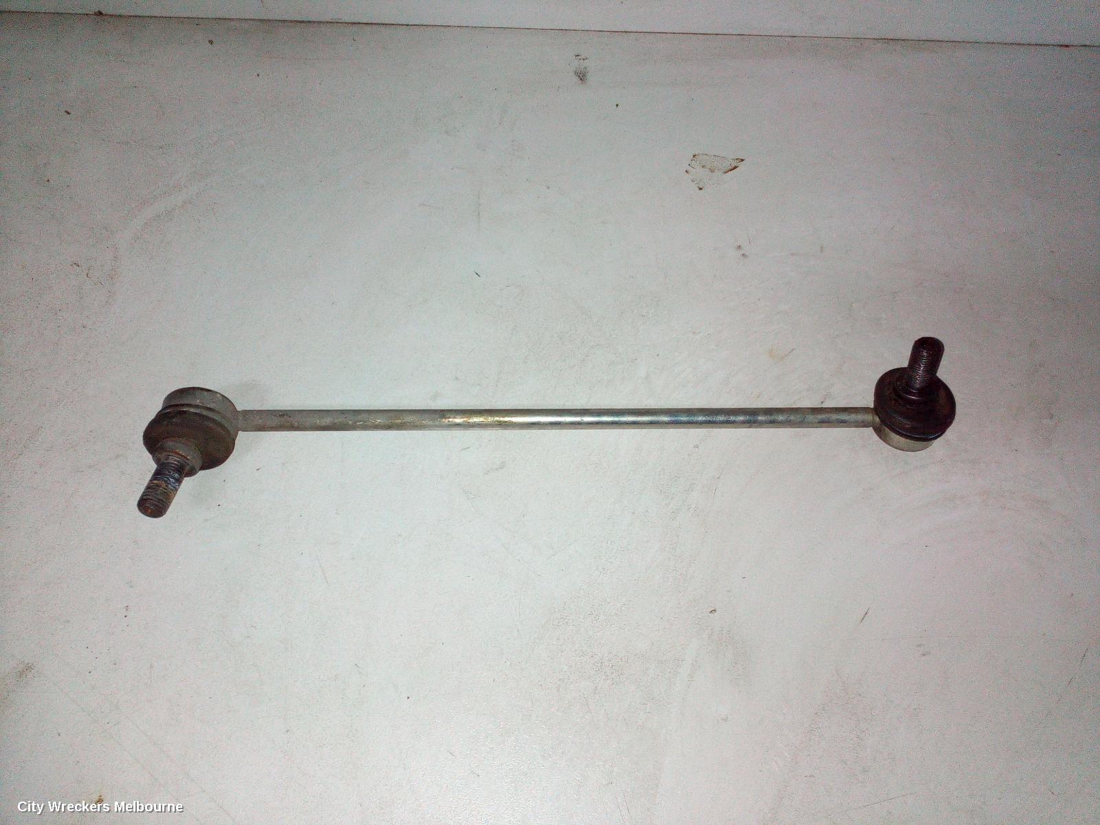 VOLKSWAGEN PASSAT 2013 Stabiliser Bar