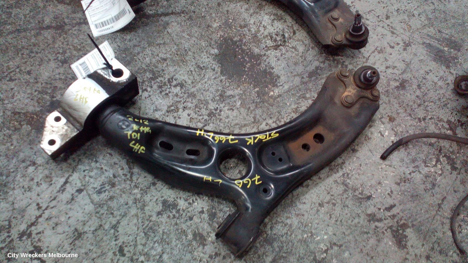 VOLKSWAGEN EOS 2012 Left Front Lower Control Arm