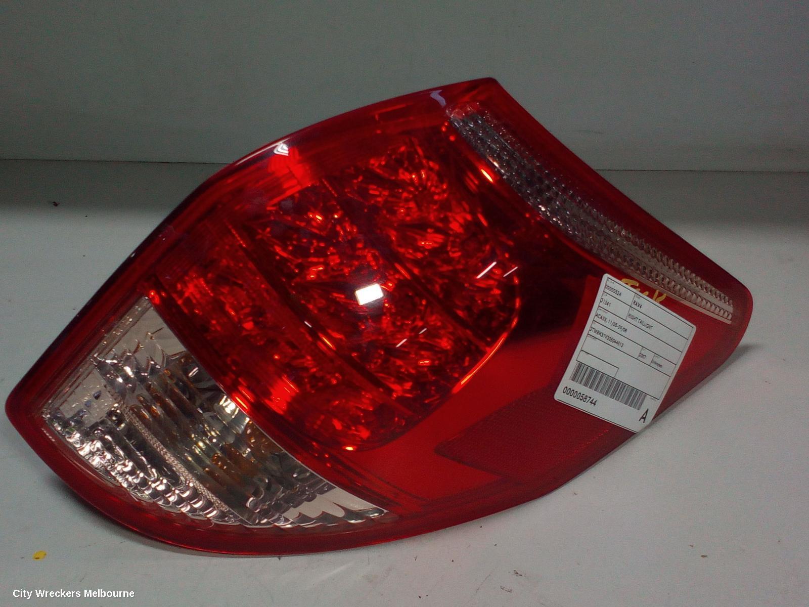 TOYOTA RAV4 2007 Right Taillight