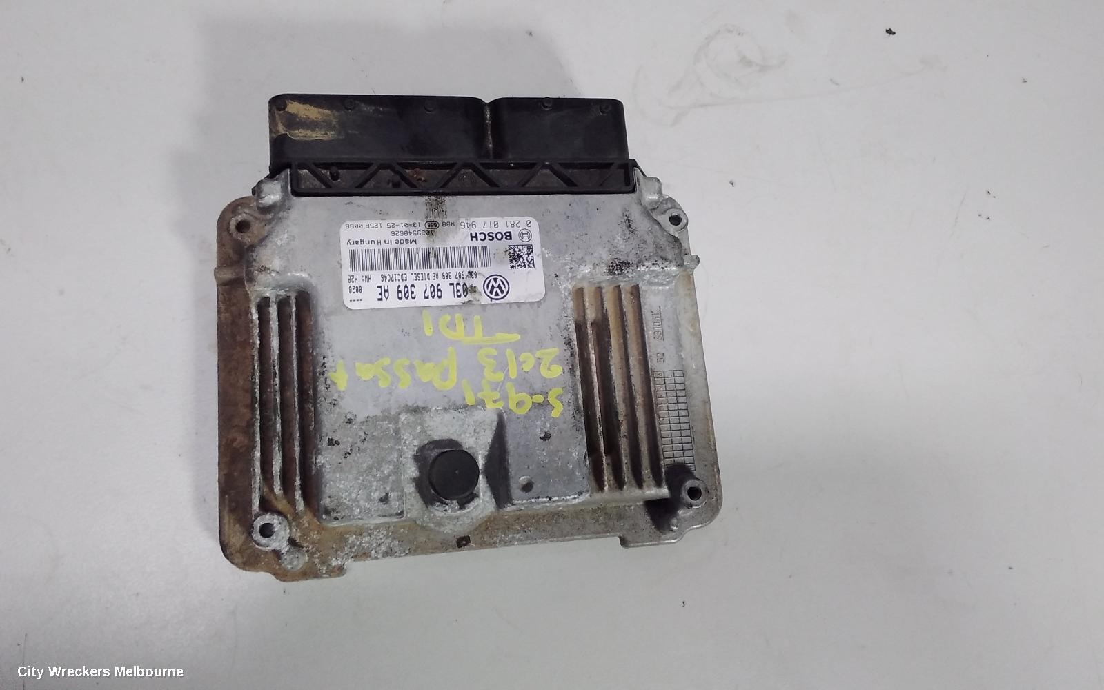 VOLKSWAGEN PASSAT 2013 Ecu