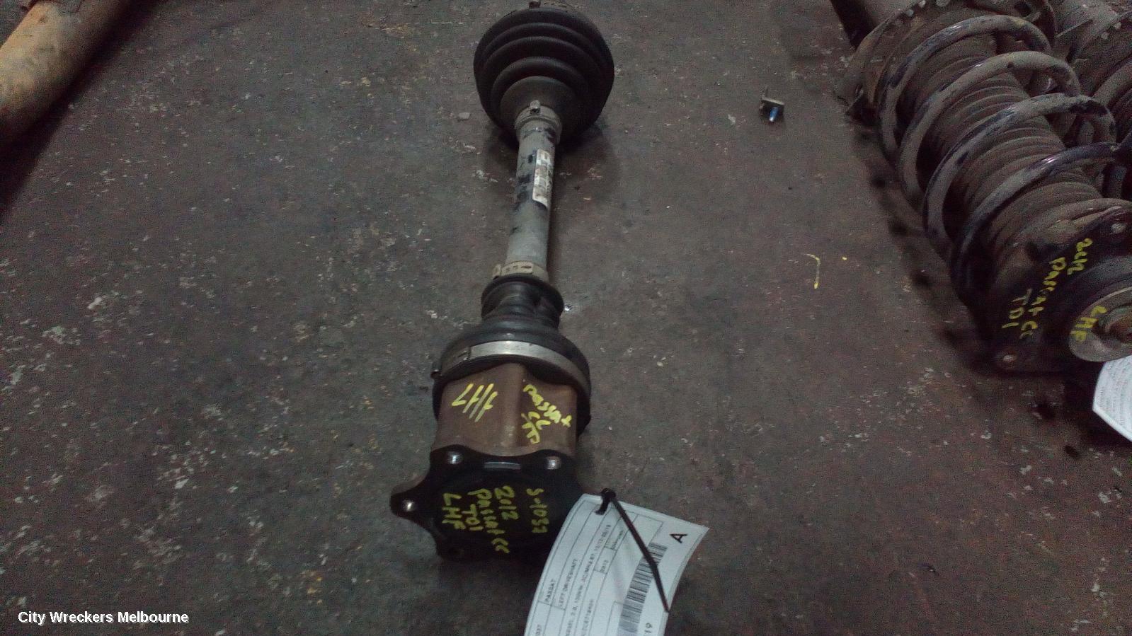 VOLKSWAGEN PASSAT 2012 Left Driveshaft