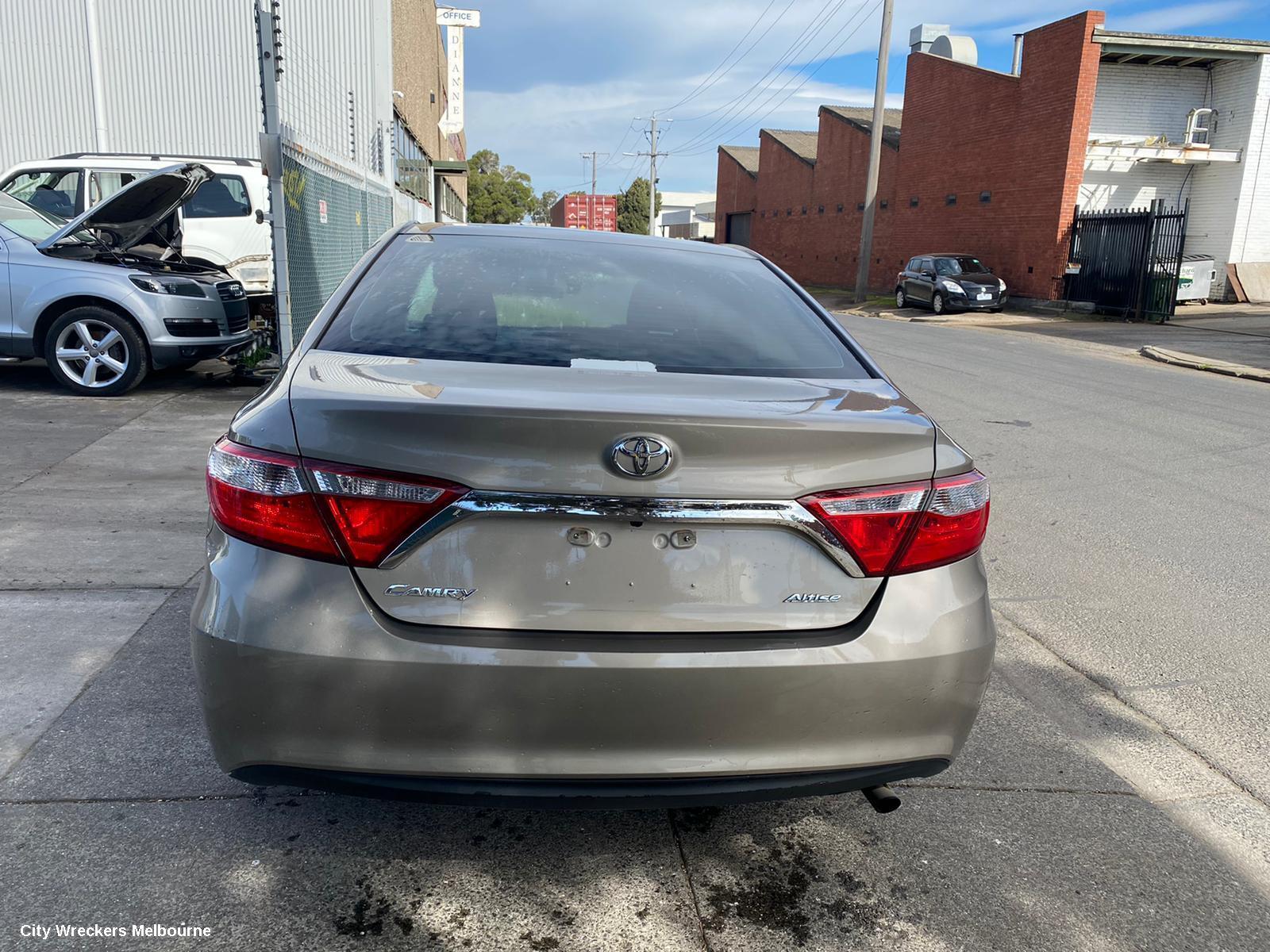 TOYOTA CAMRY 2016 Sunvisor