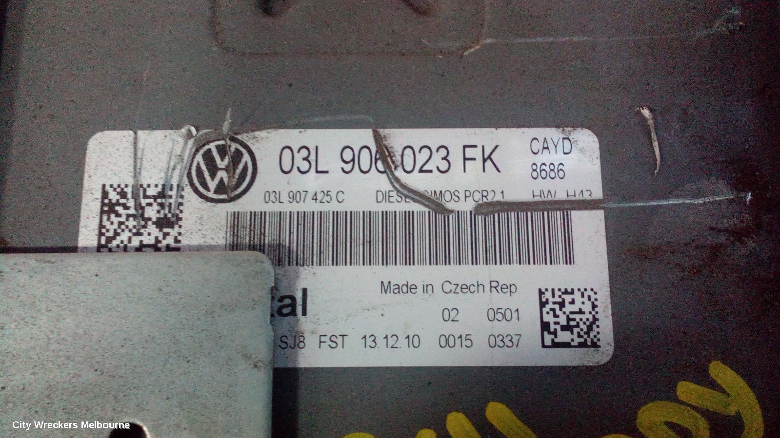 VOLKSWAGEN CADDY 2011 Ecu