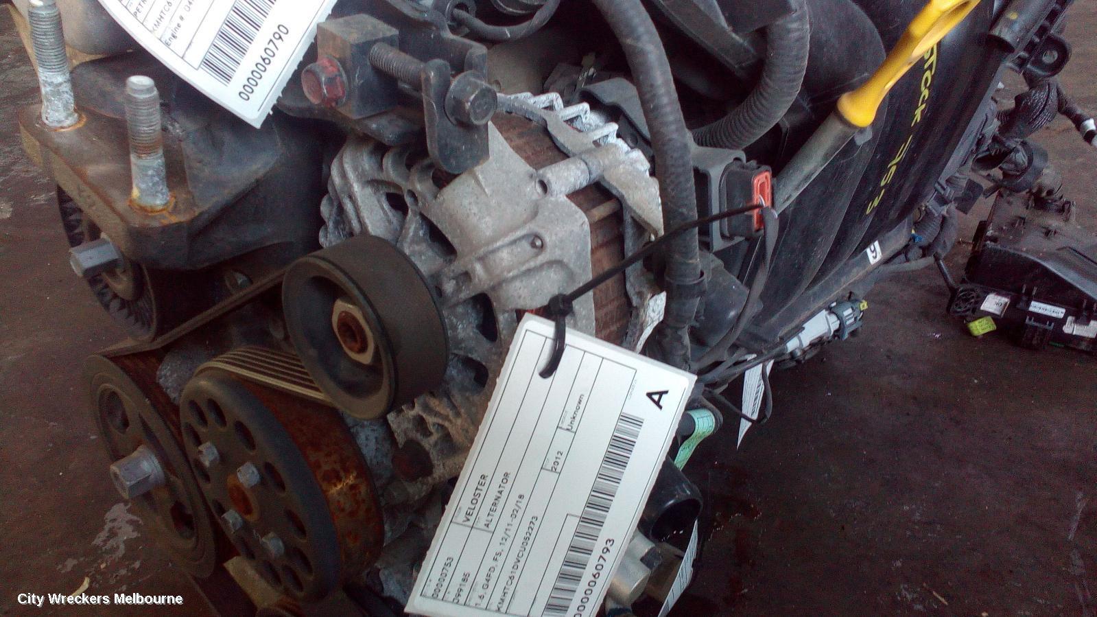 HYUNDAI VELOSTER 2012 Alternator