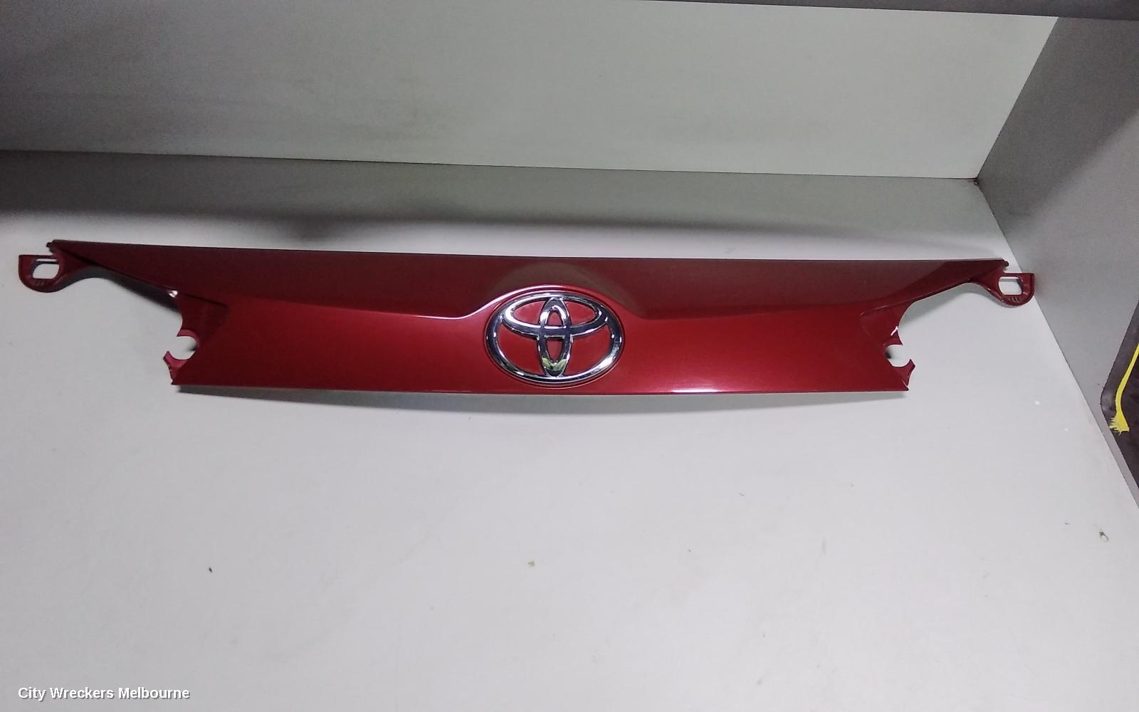 TOYOTA RAV4 2014 Rear Garnish