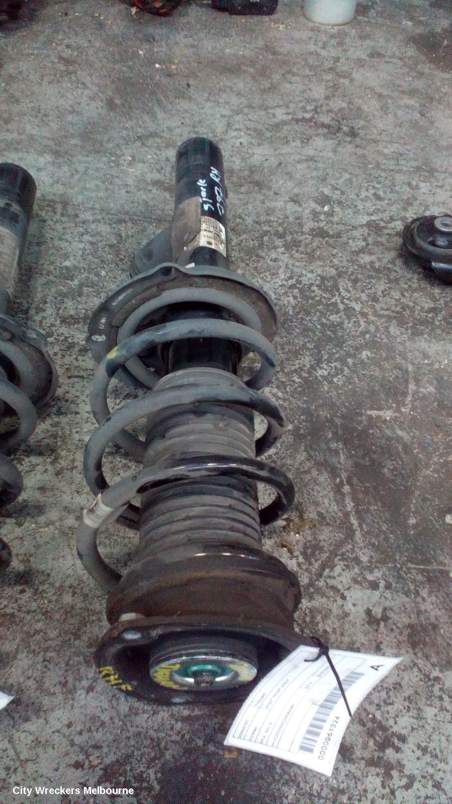 VOLKSWAGEN TIGUAN 2018 Right Front Strut