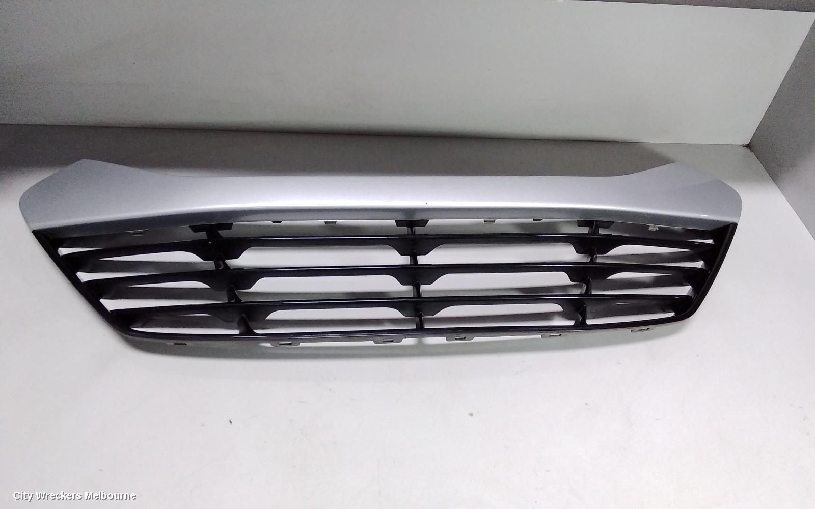 HYUNDAI IX35 2015 Grille