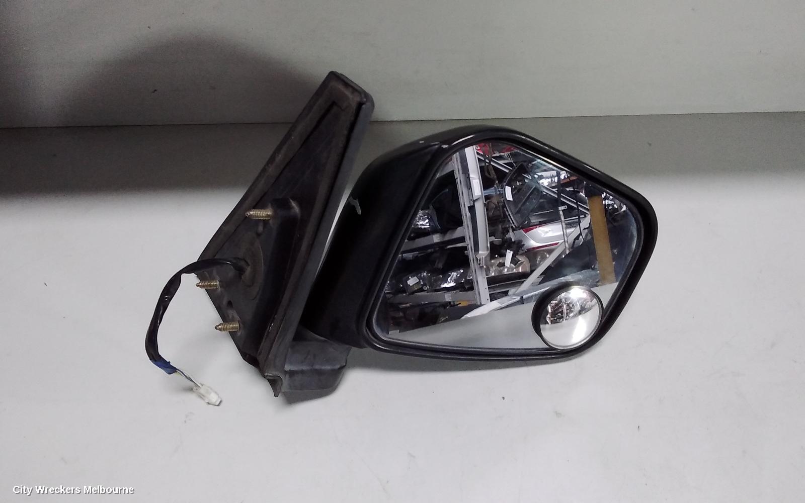 MITSUBISHI PAJERO 1999 Right Door Mirror