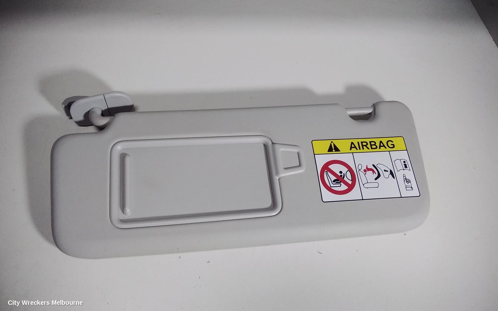 HYUNDAI I30 2017 Sunvisor