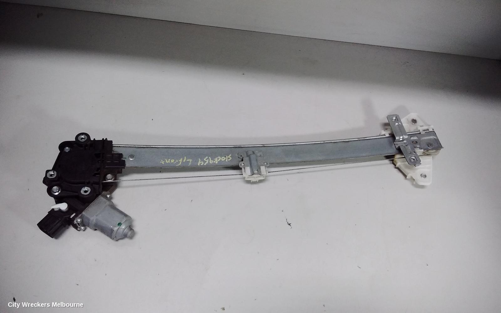 SUBARU XV 2013 Left Front Window Reg/Motor