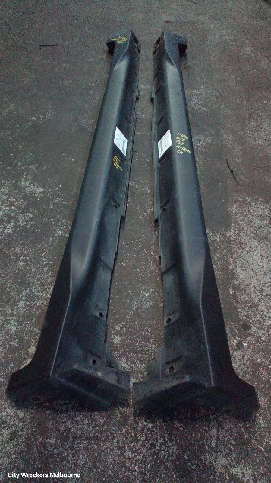 NISSAN XTRAIL 2016 Side Step/Skirt