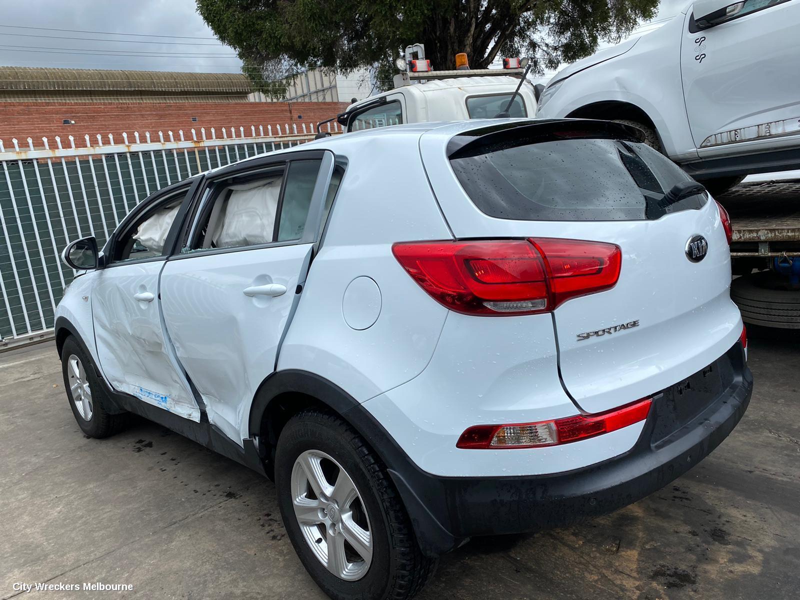 KIA SPORTAGE 2015 Left Taillight