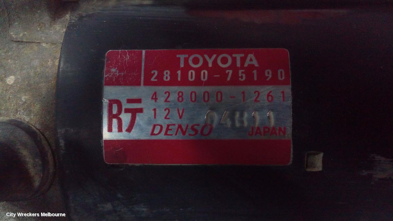 TOYOTA HIACE 2006 Starter