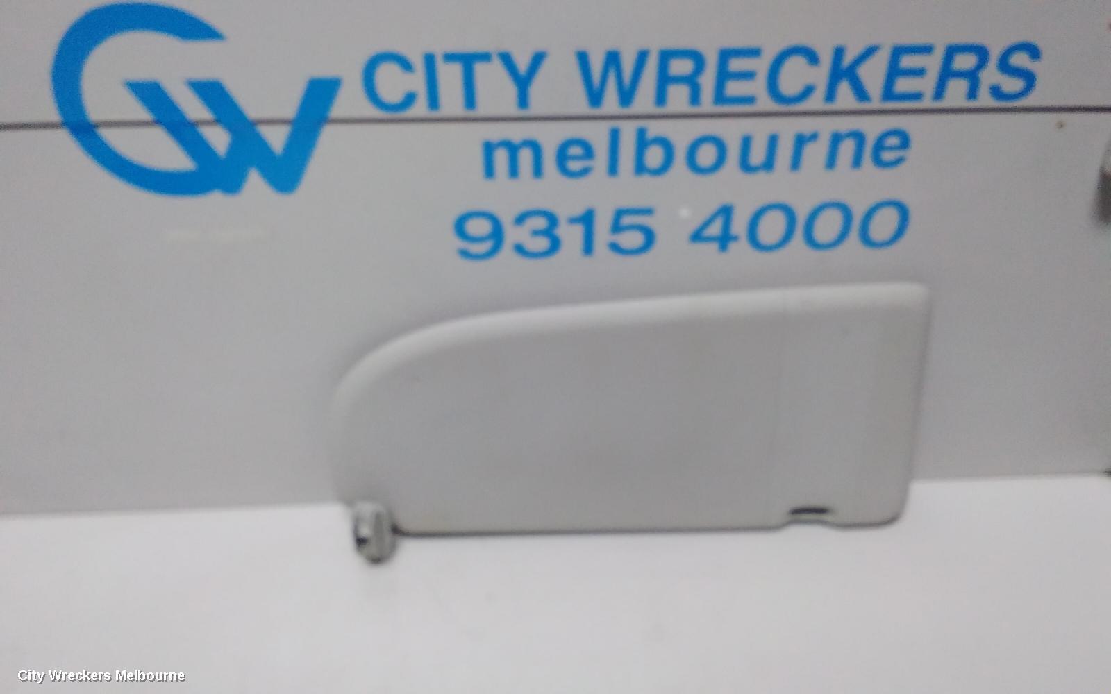 VOLKSWAGEN CADDY 2013 Sunvisor