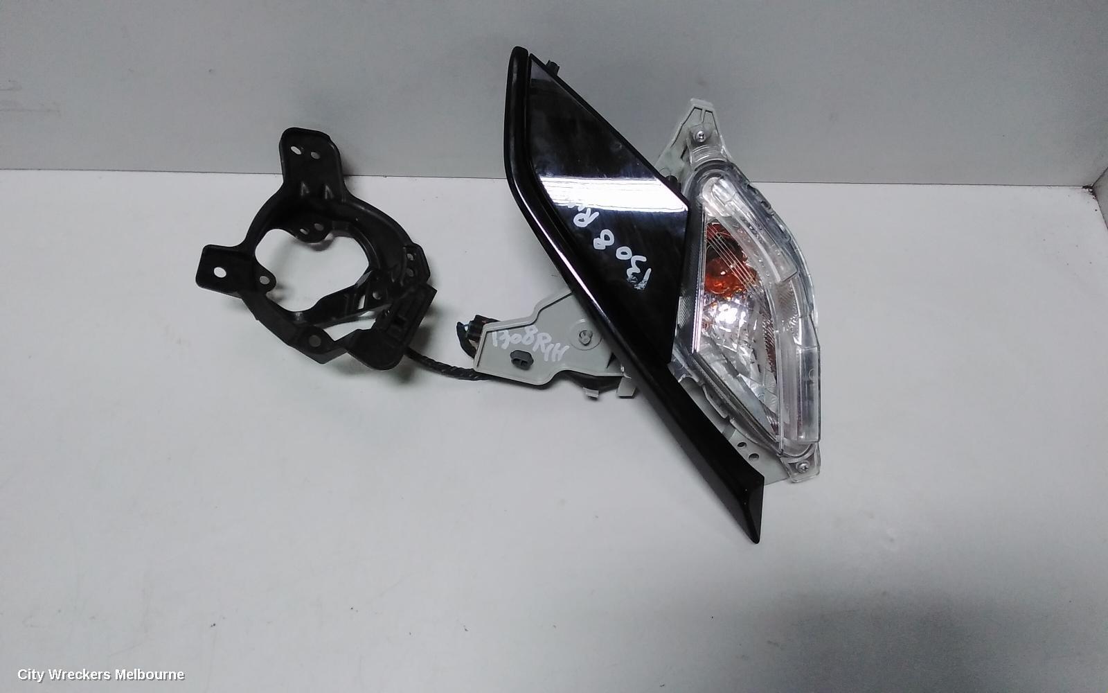 MAZDA CX3 2019 Right Indicator/Fog/Side