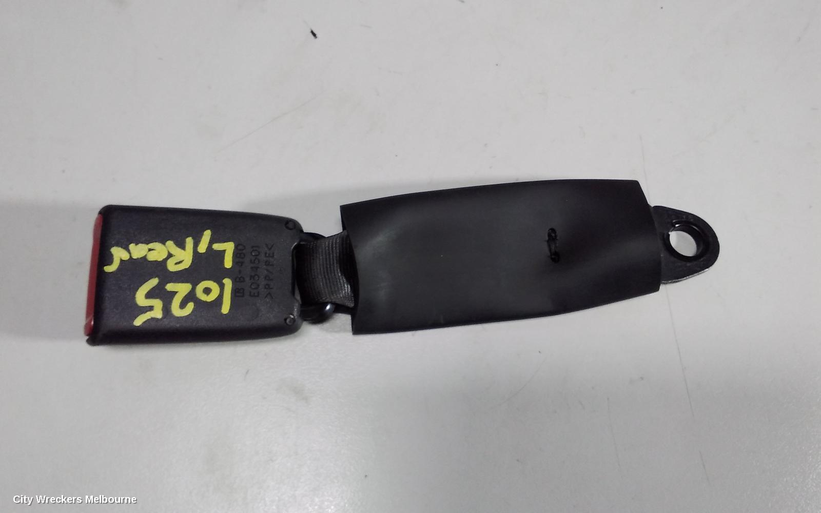 TOYOTA RAV4 2010 Seatbelt/Stalk