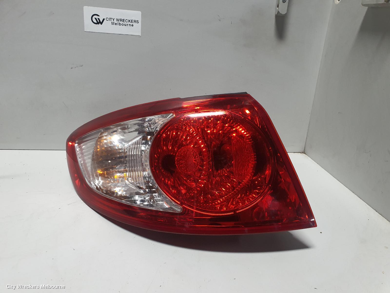 HYUNDAI SANTA FE 2009 Left Taillight