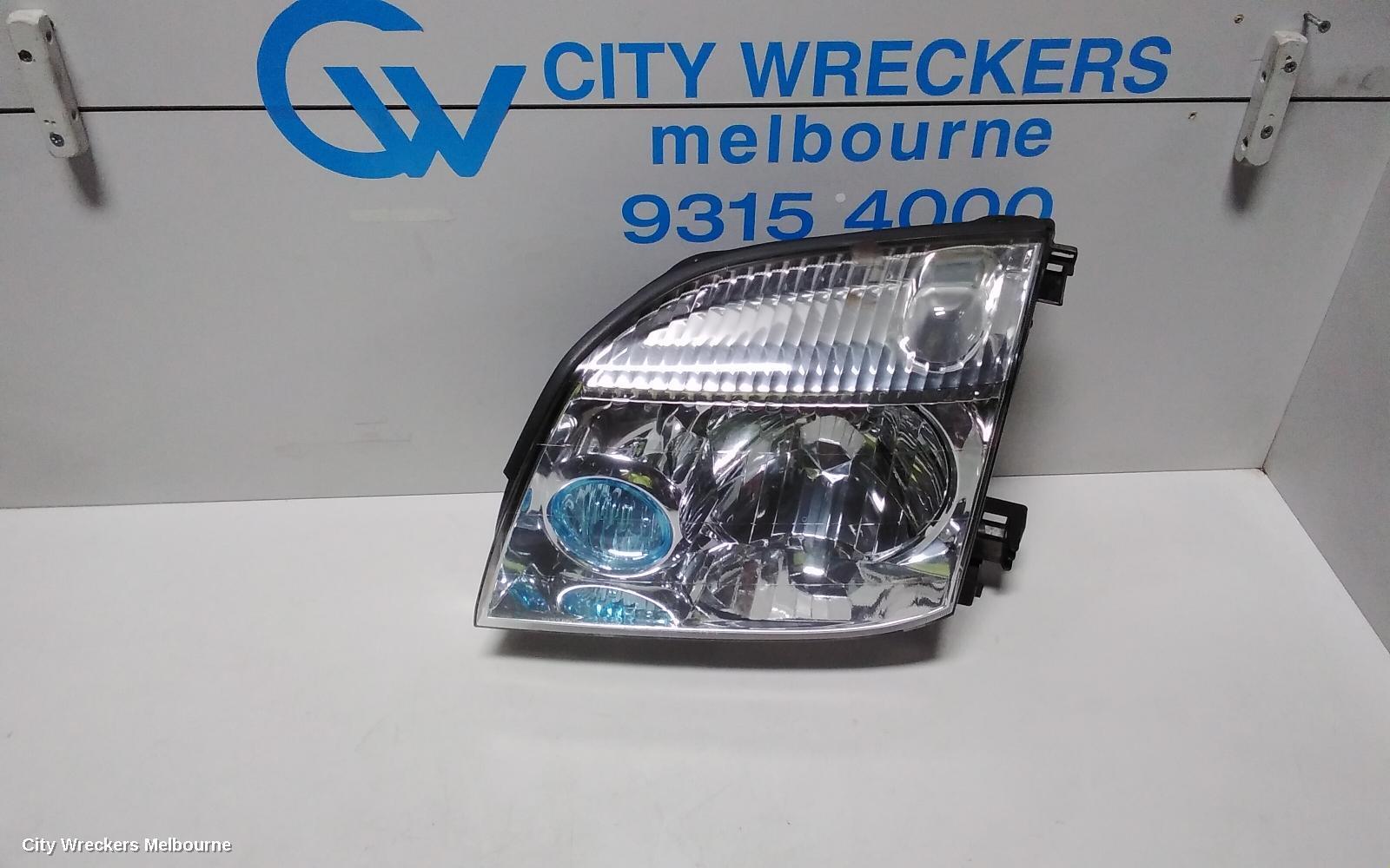 NISSAN XTRAIL 2003 Left Headlamp