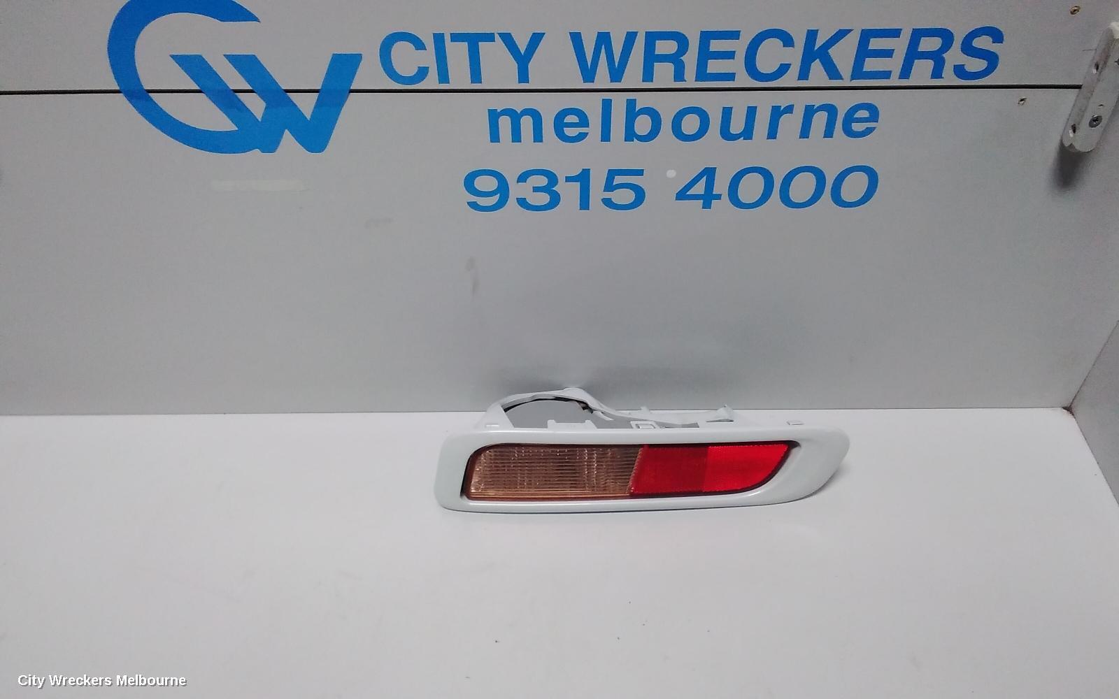 MITSUBISHI OUTLANDER 2014 Left Taillight