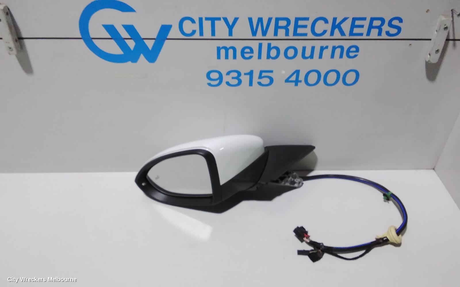 VOLKSWAGEN GOLF 2020 Left Door Mirror