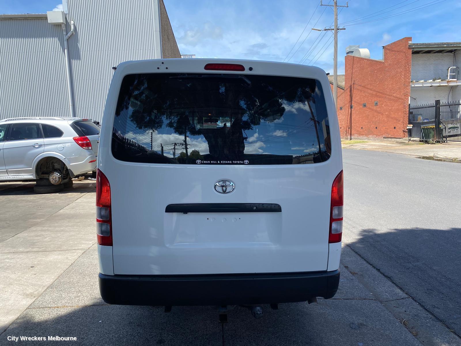 TOYOTA HIACE 2009 Rear Bumper