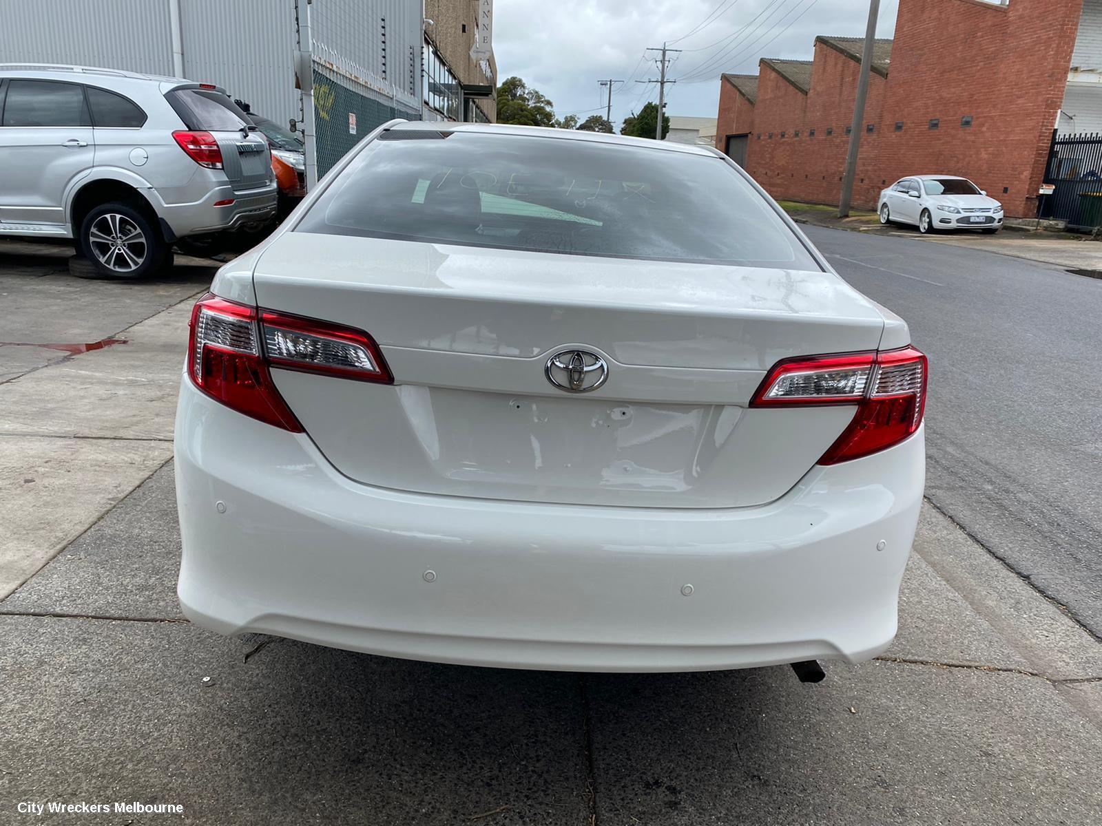 TOYOTA CAMRY 2012 Left Taillight