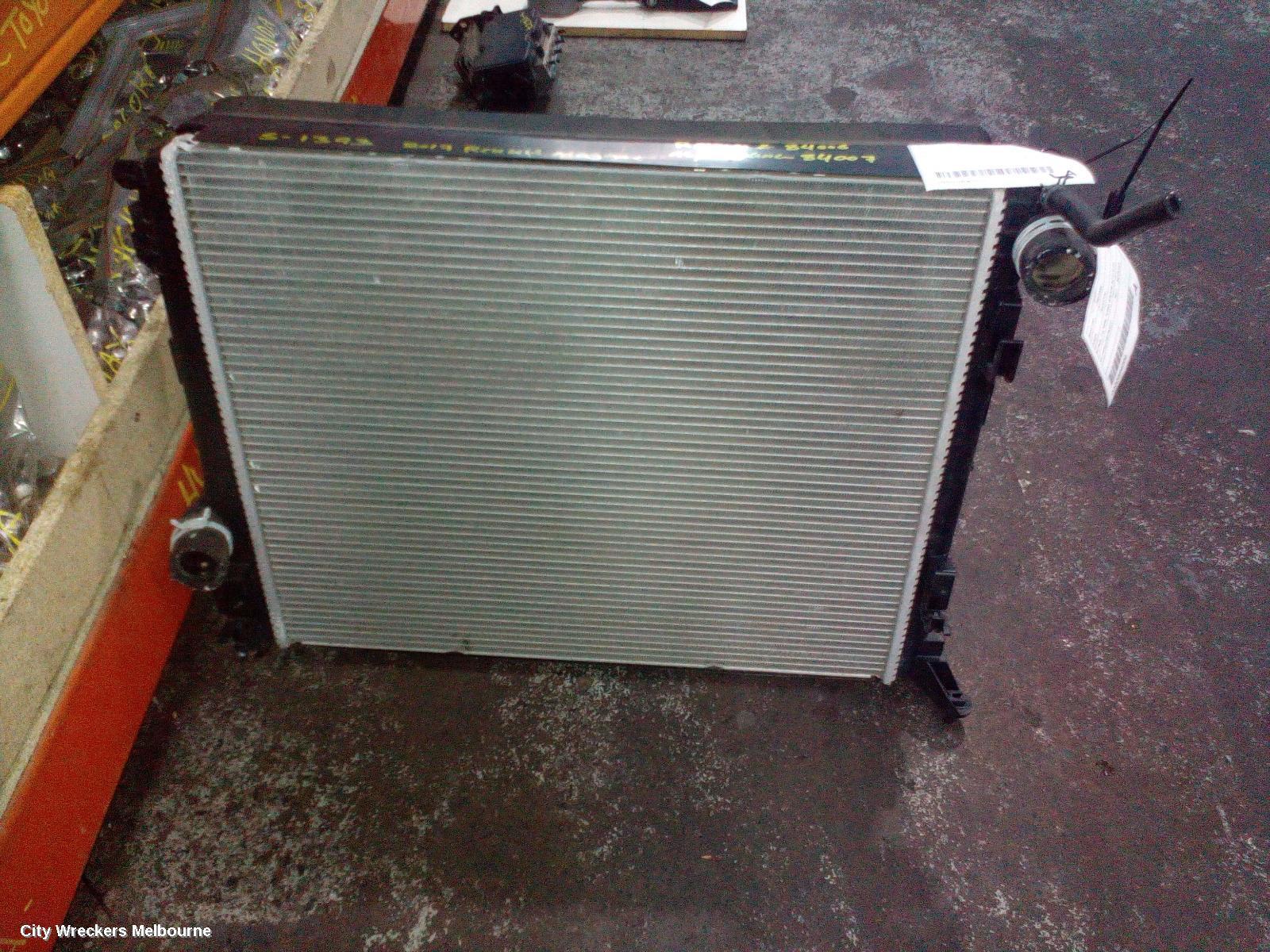 RENAULT MEGANE 2017 Radiator