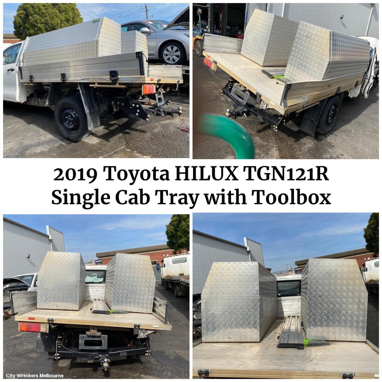 TOYOTA HILUX 2019 Misc