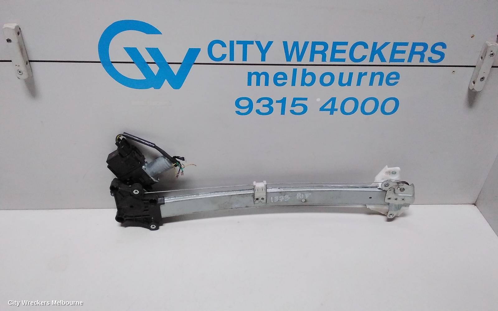 SUBARU IMPREZA 2019 Right Front Window Reg/Motor