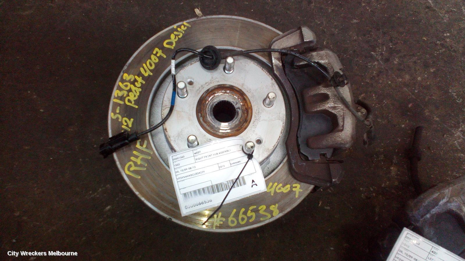 PEUGEOT 4007 2012 Right Front Hub Assembly