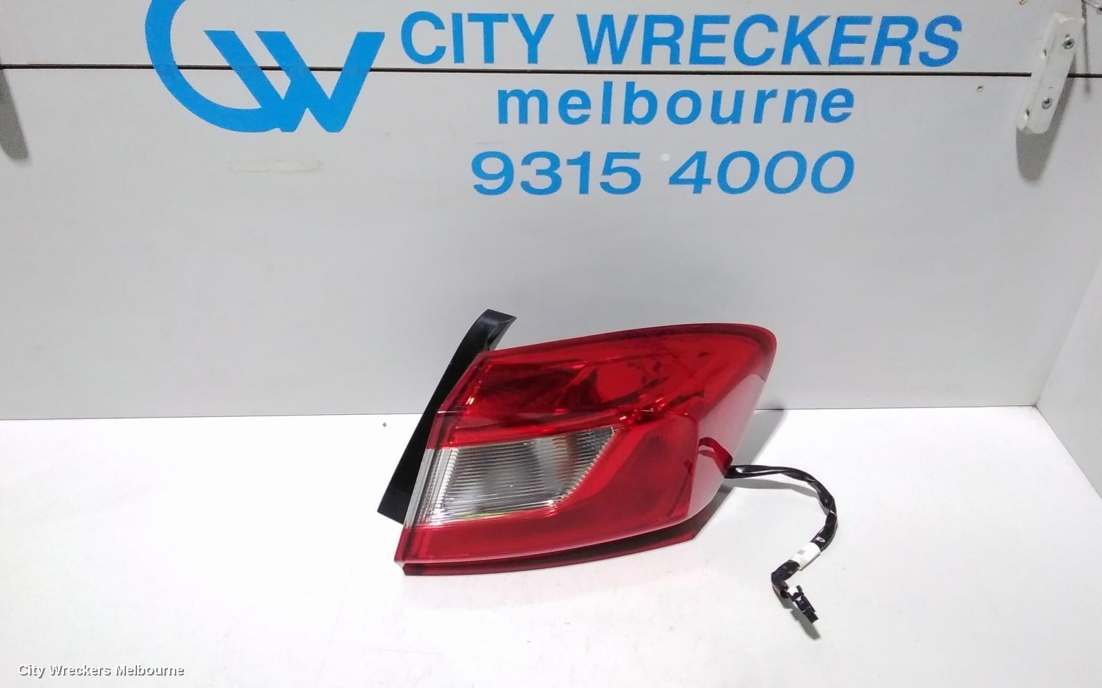 HOLDEN ASTRA 2017 Right Taillight