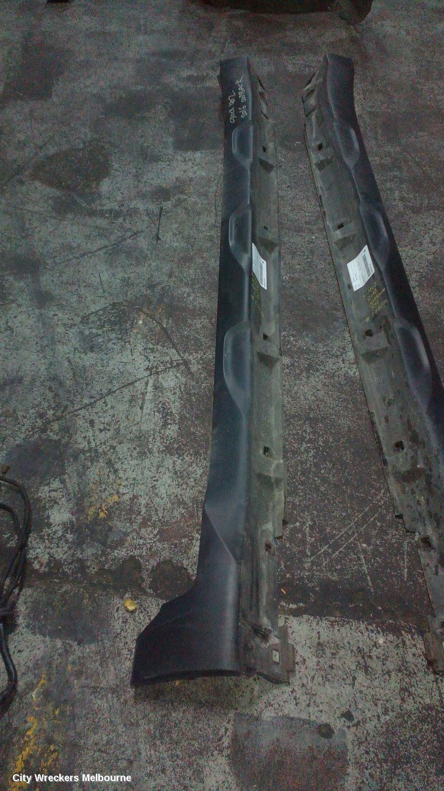 SUBARU OUTBACK 2016 Side Step/Skirt