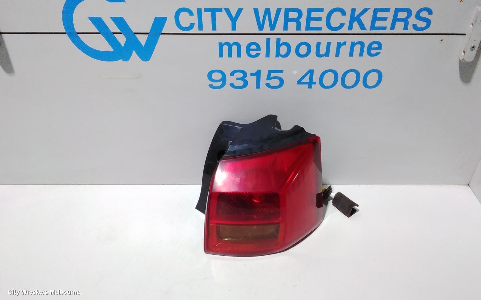 PEUGEOT 4007 2010 Right Taillight