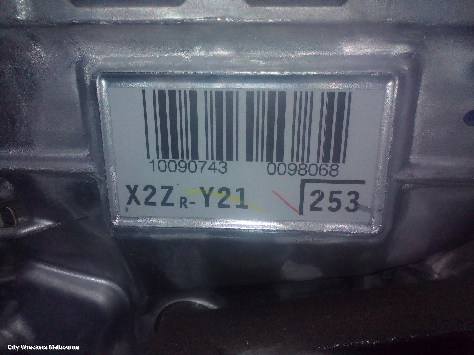 TOYOTA COROLLA 2019 Engine