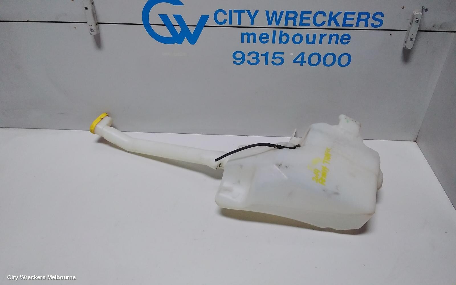 RENAULT TRAFIC 2014 Washer Bottle