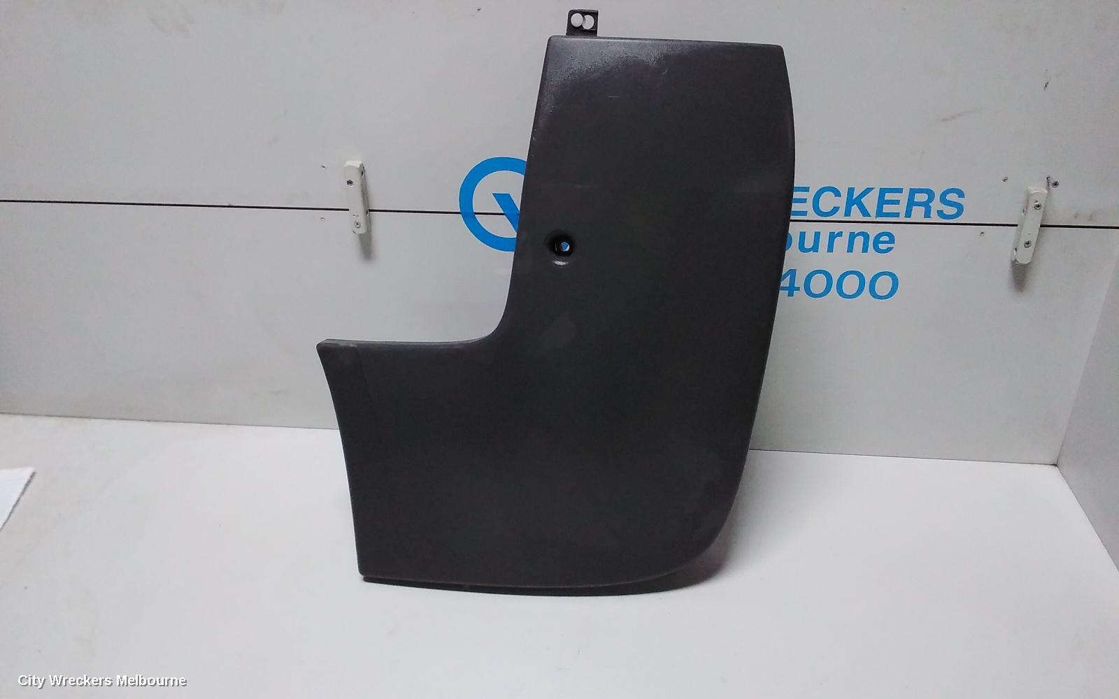 RENAULT TRAFIC 2014 Rear Bumper