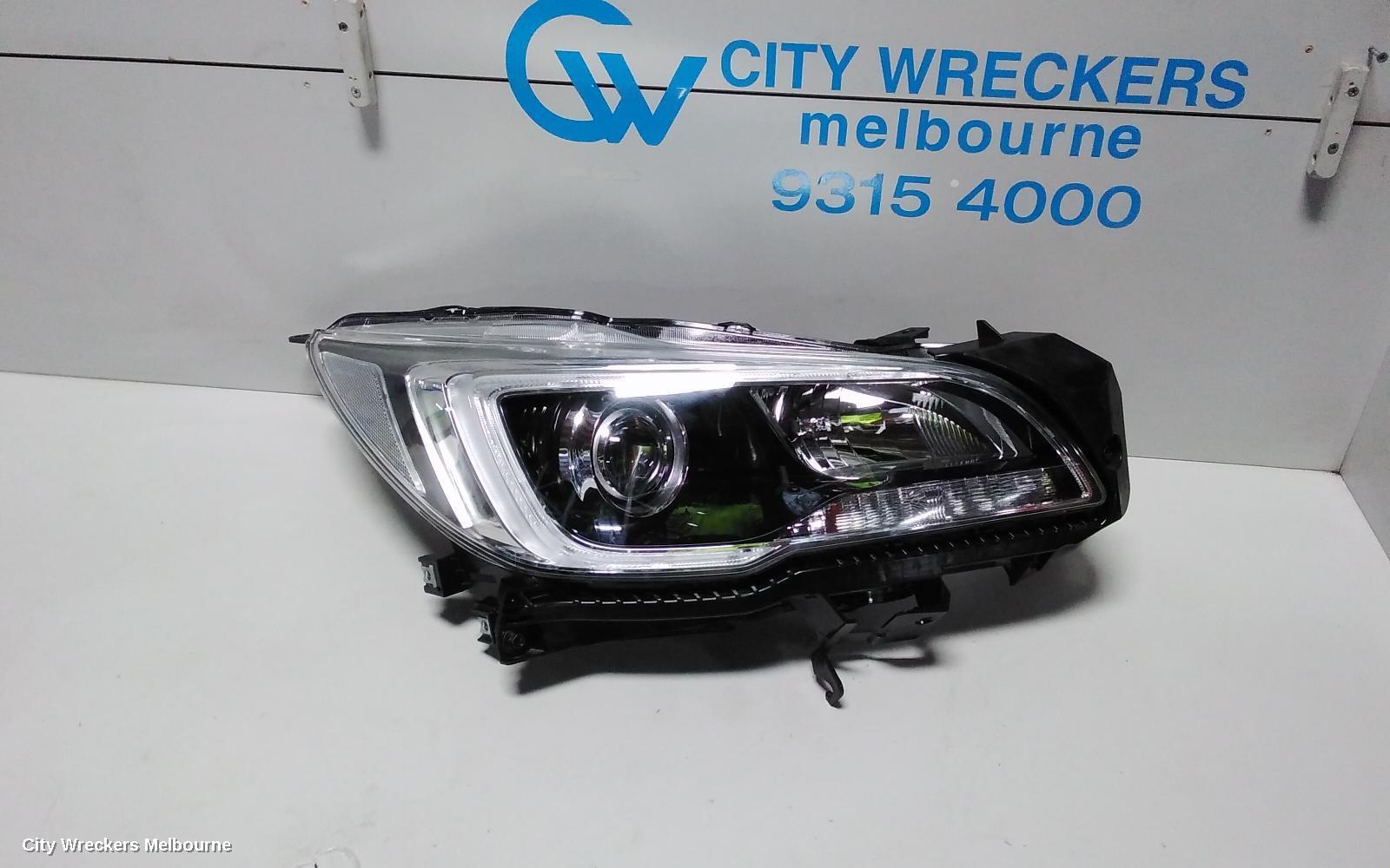 SUBARU OUTBACK 2017 Right Headlamp