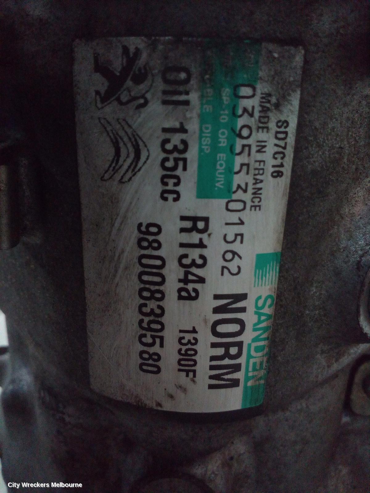 TOYOTA HILUX 2019 A/C Compressor