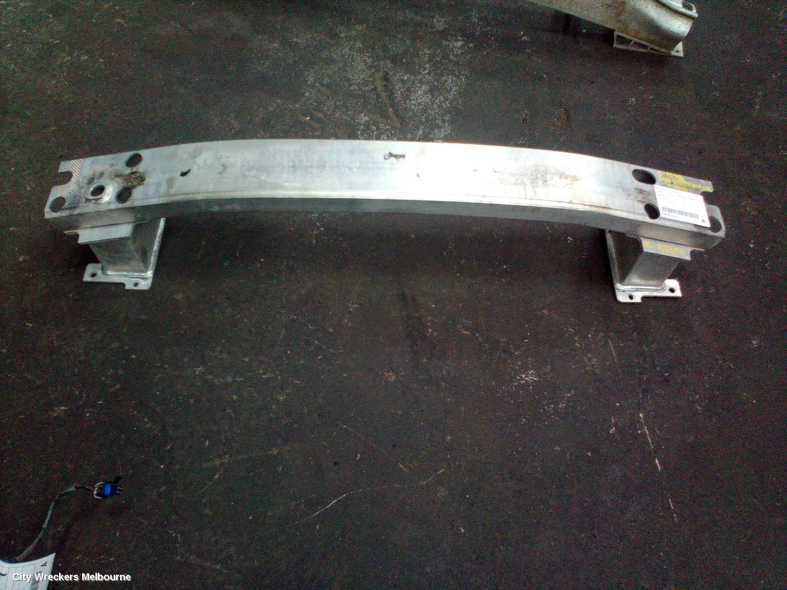 NISSAN PATHFINDER 2016 F/Bar Reinforc/Brack