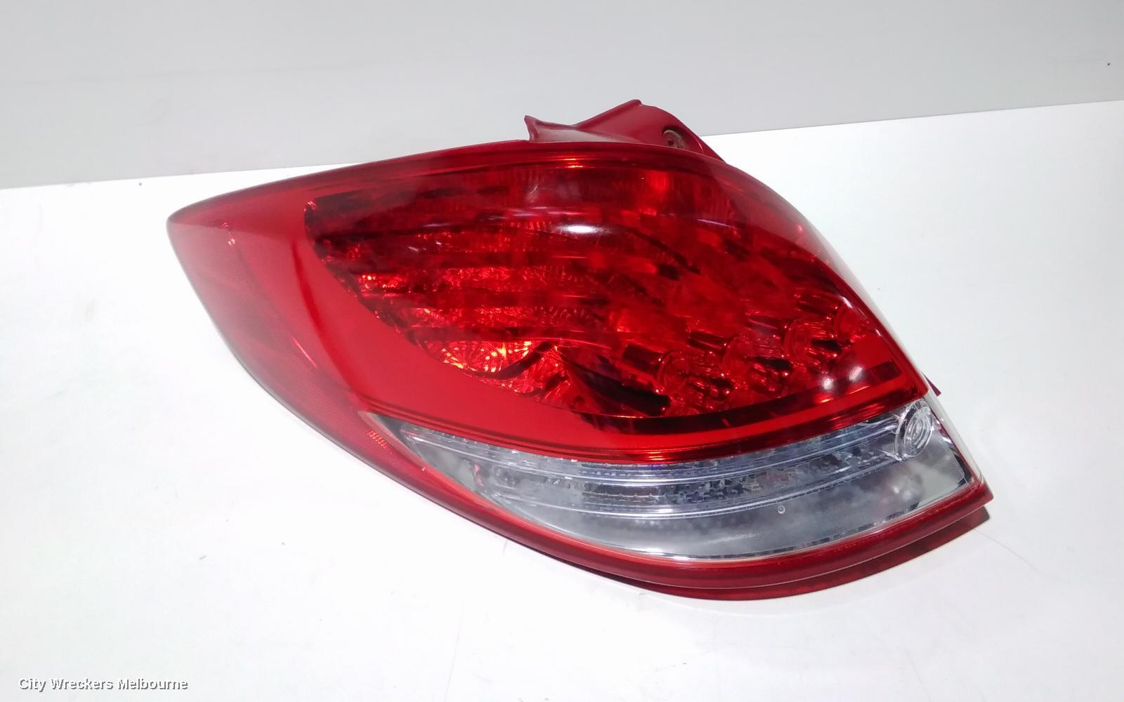 HYUNDAI VELOSTER 2012 Left Taillight