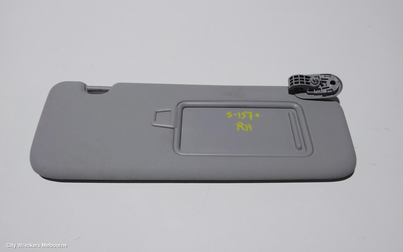 HYUNDAI I30 2019 Sunvisor