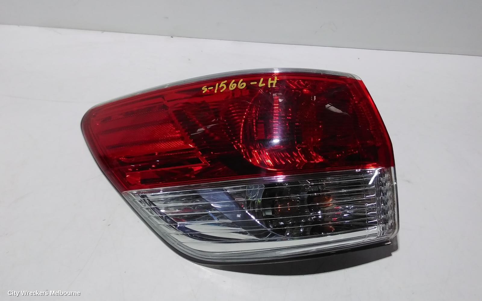 NISSAN PATHFINDER 2014 Left Taillight