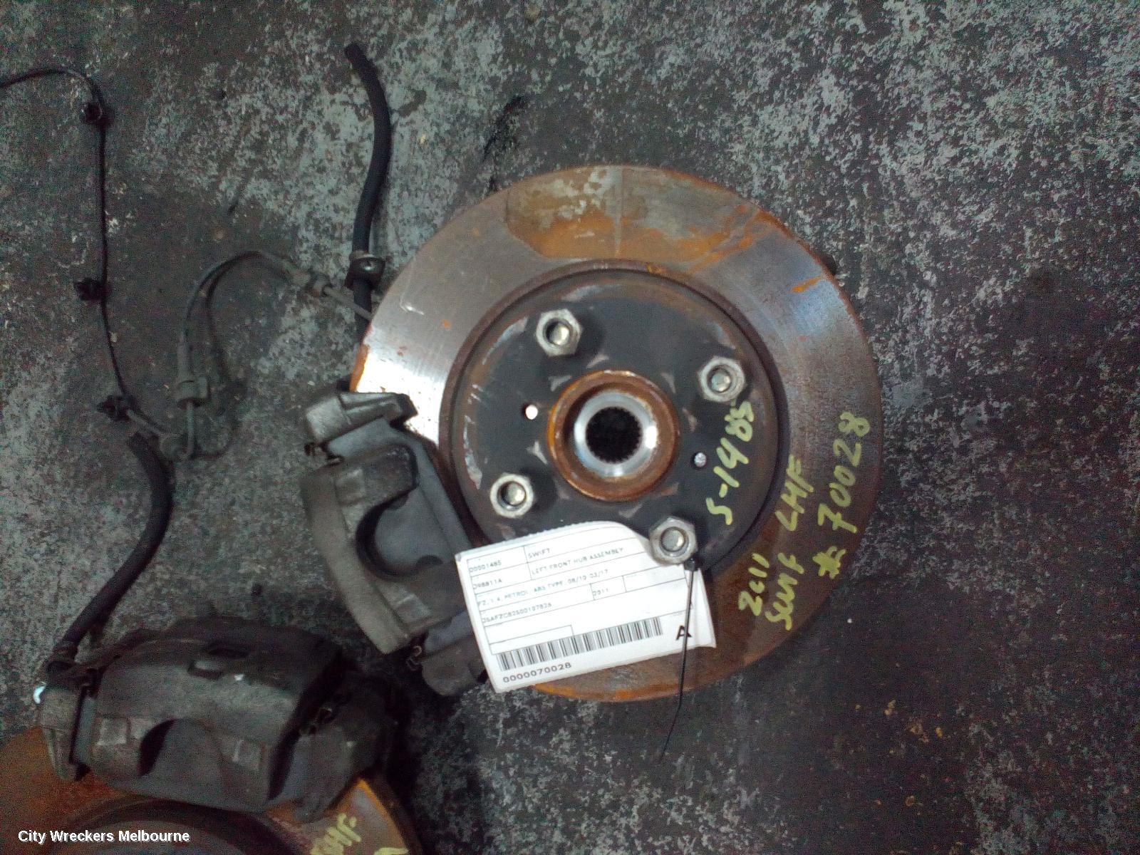 SUZUKI SWIFT 2011 Left Front Hub Assembly