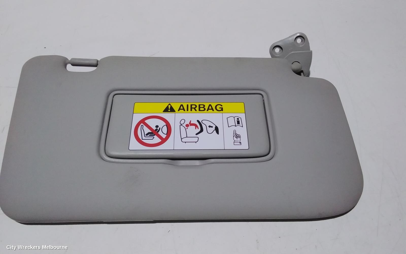 NISSAN XTRAIL 2018 Sunvisor