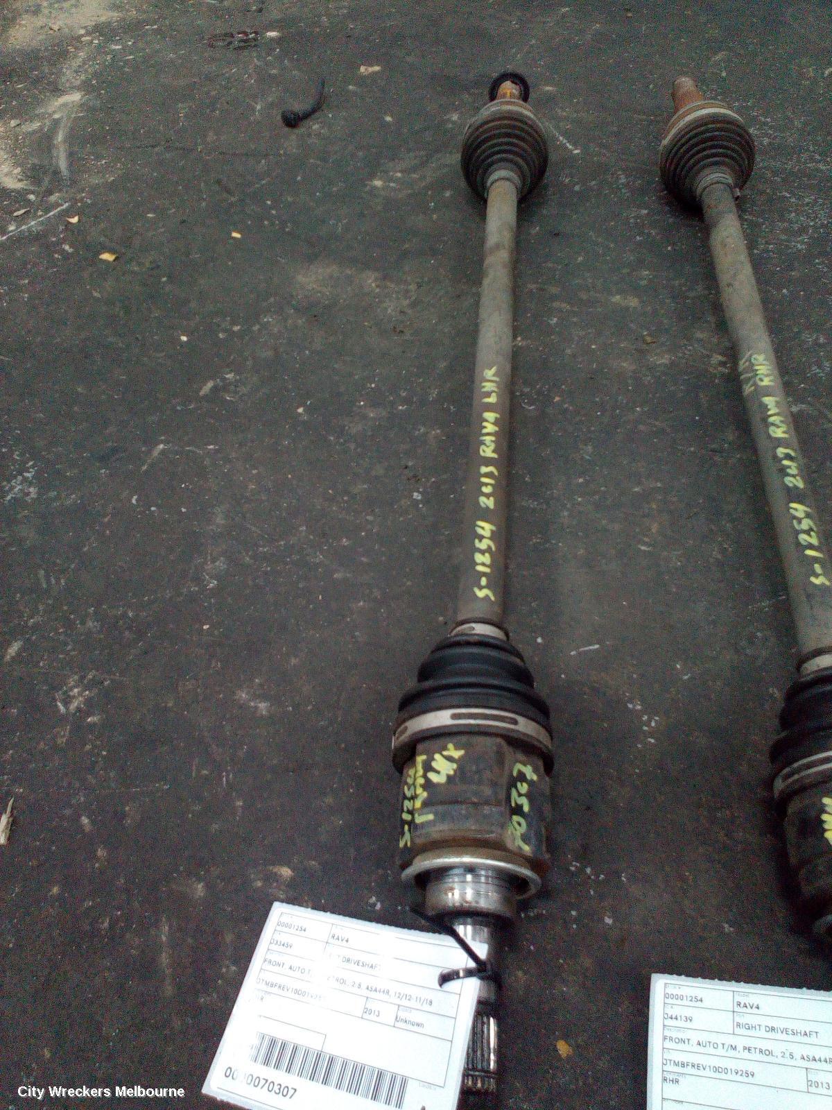 TOYOTA RAV4 2013 Left Driveshaft