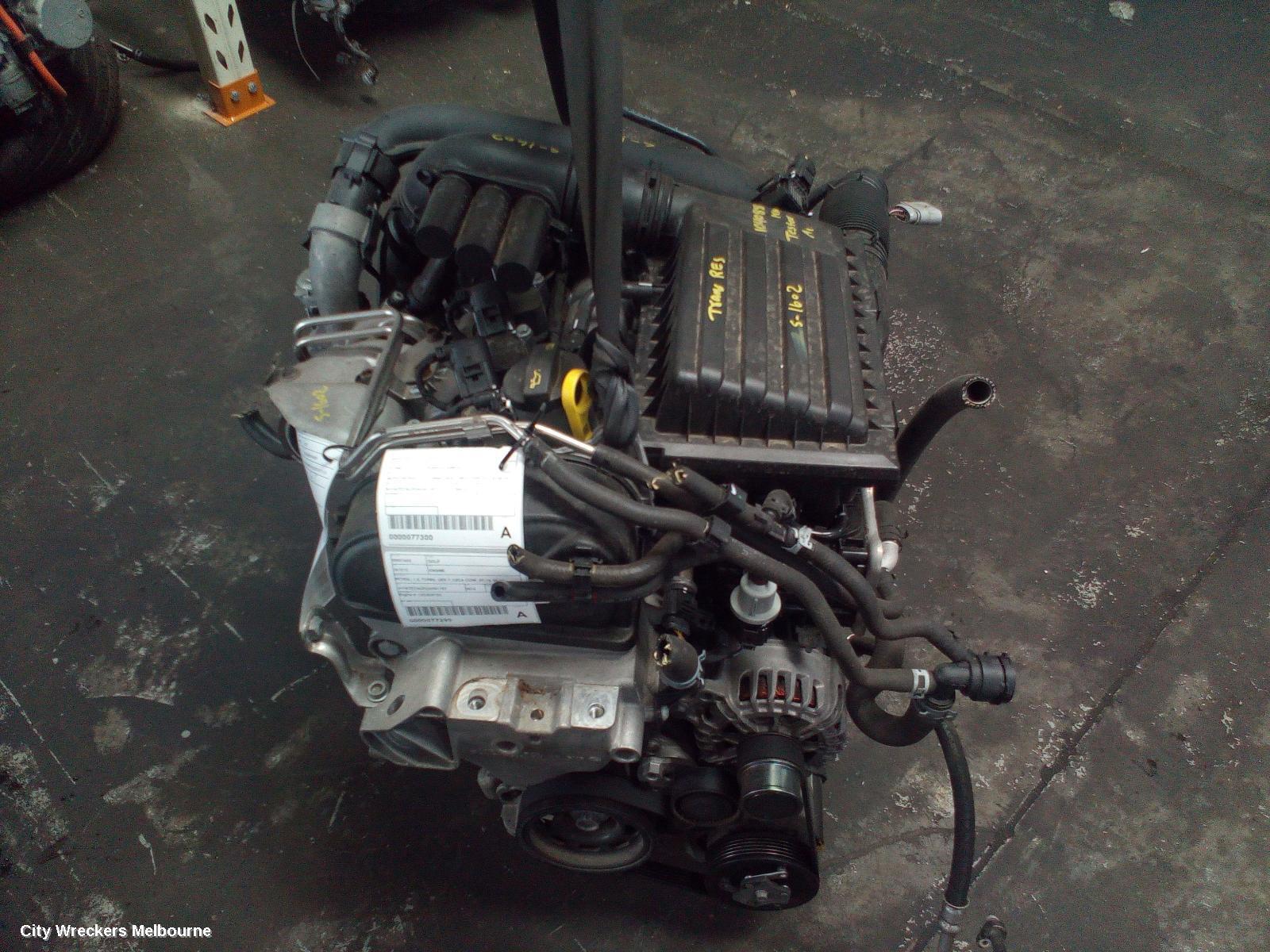 VOLKSWAGEN GOLF 2016 Engine